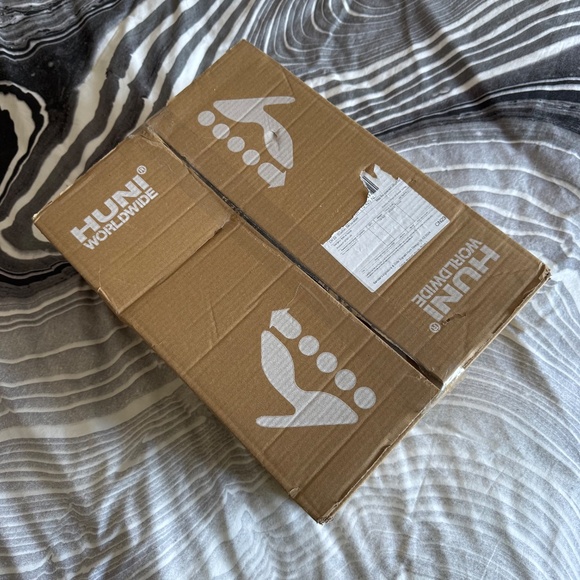 Huni Hoodie 2.0 "Brown" - Size Large - New, Unworn, With Tag, Dust Bag, and Box - Picture 2 of 12